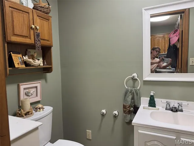 $525,000 | 31625 Old Highway 5, Eldridge, MO 65463