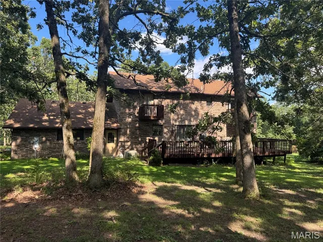 $525,000 | 31625 Old Highway 5, Eldridge, MO 65463