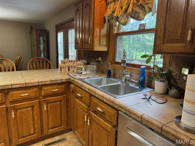 $525,000 | 31625 Old Highway 5, Eldridge, MO 65463