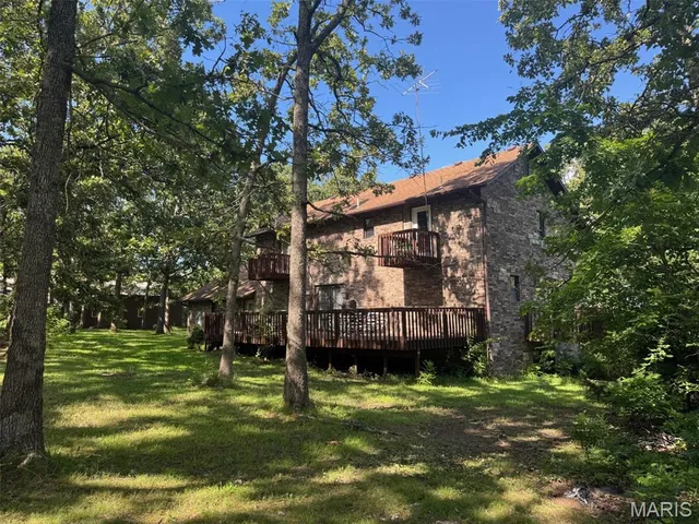 $525,000 | 31625 Old Highway 5, Eldridge, MO 65463