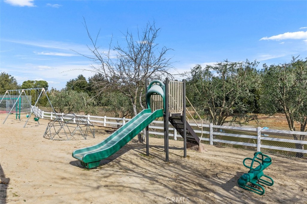 35105 Loma Road Lake Elsinore, CA 92530 - Photo 52 of 55
