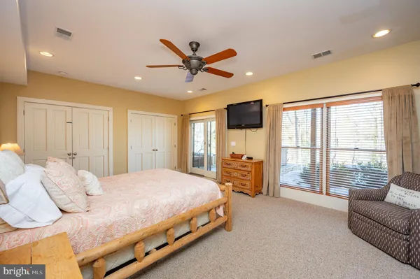 $2,390,000 | 2411 Lake Shore Drive, Oakland, MD 21550