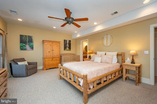 $2,390,000 | 2411 Lake Shore Drive, Oakland, MD 21550