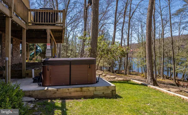 $2,390,000 | 2411 Lake Shore Drive, Oakland, MD 21550