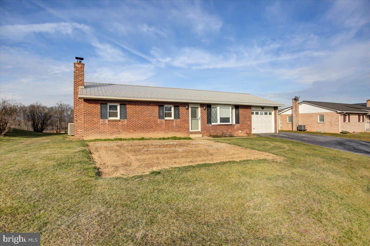 981 Ridge Road Shippensburg, PA 17257 - Photo 3 of 34 Gallery Image 3
