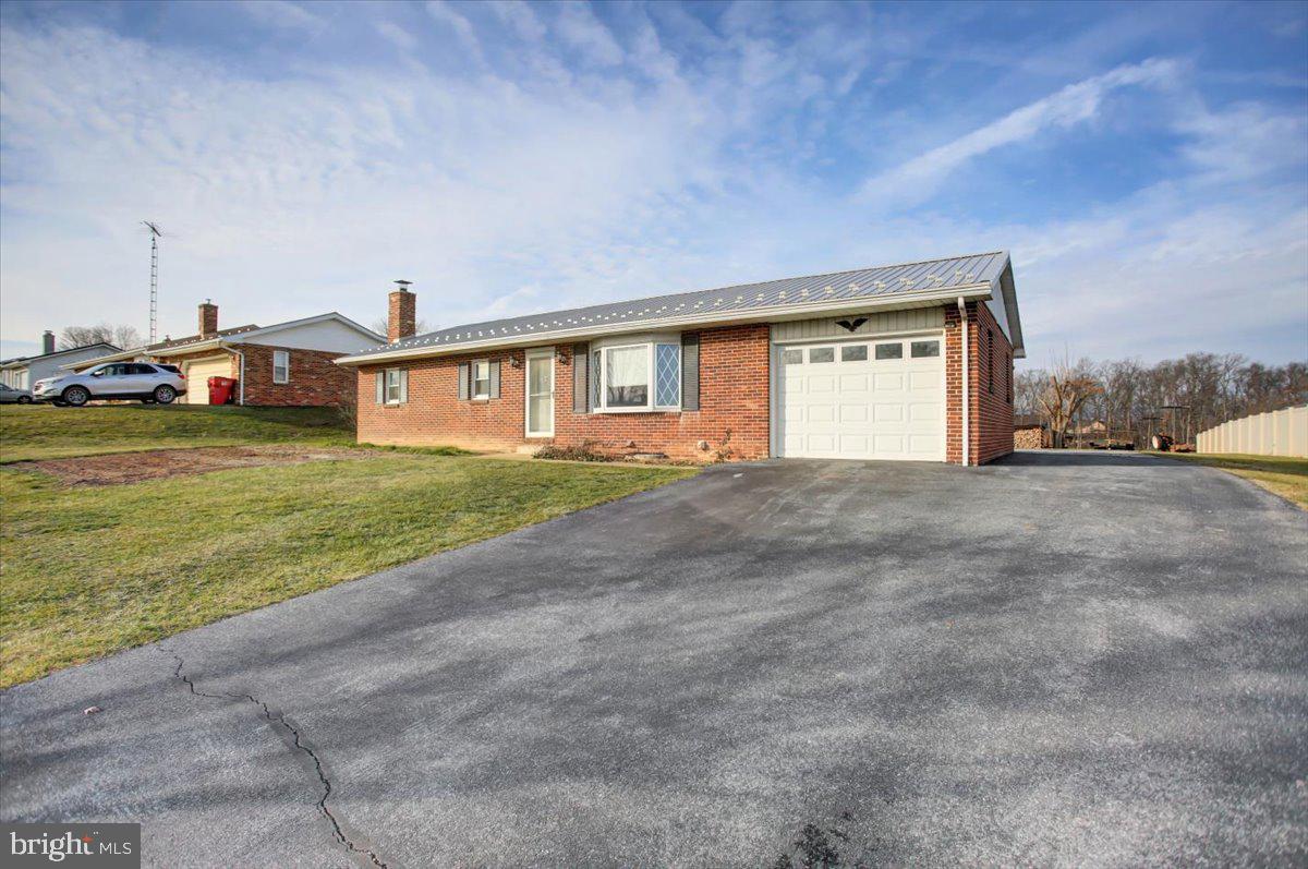 981 Ridge Road Shippensburg, PA 17257 - Photo 4 of 34 Gallery Image 4