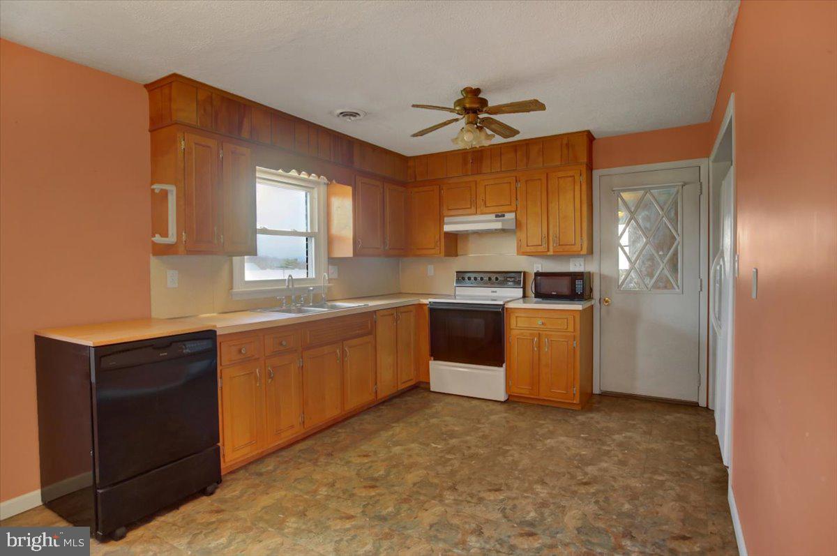 981 Ridge Road Shippensburg, PA 17257 - Photo 10 of 34 Gallery Image 10
