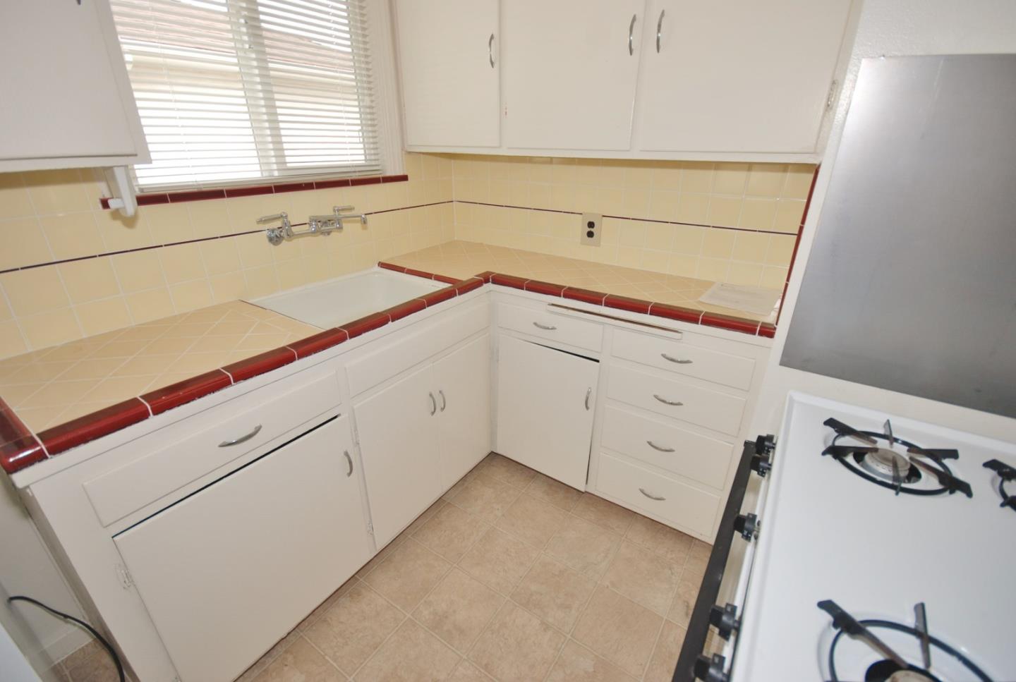 217 Paramount Drive Millbrae, CA 94030 - Photo 13 of 19