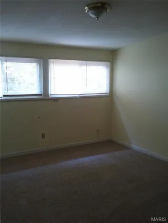 $128,500 | 8501 Midwood Avenue, Berkeley, MO 63134