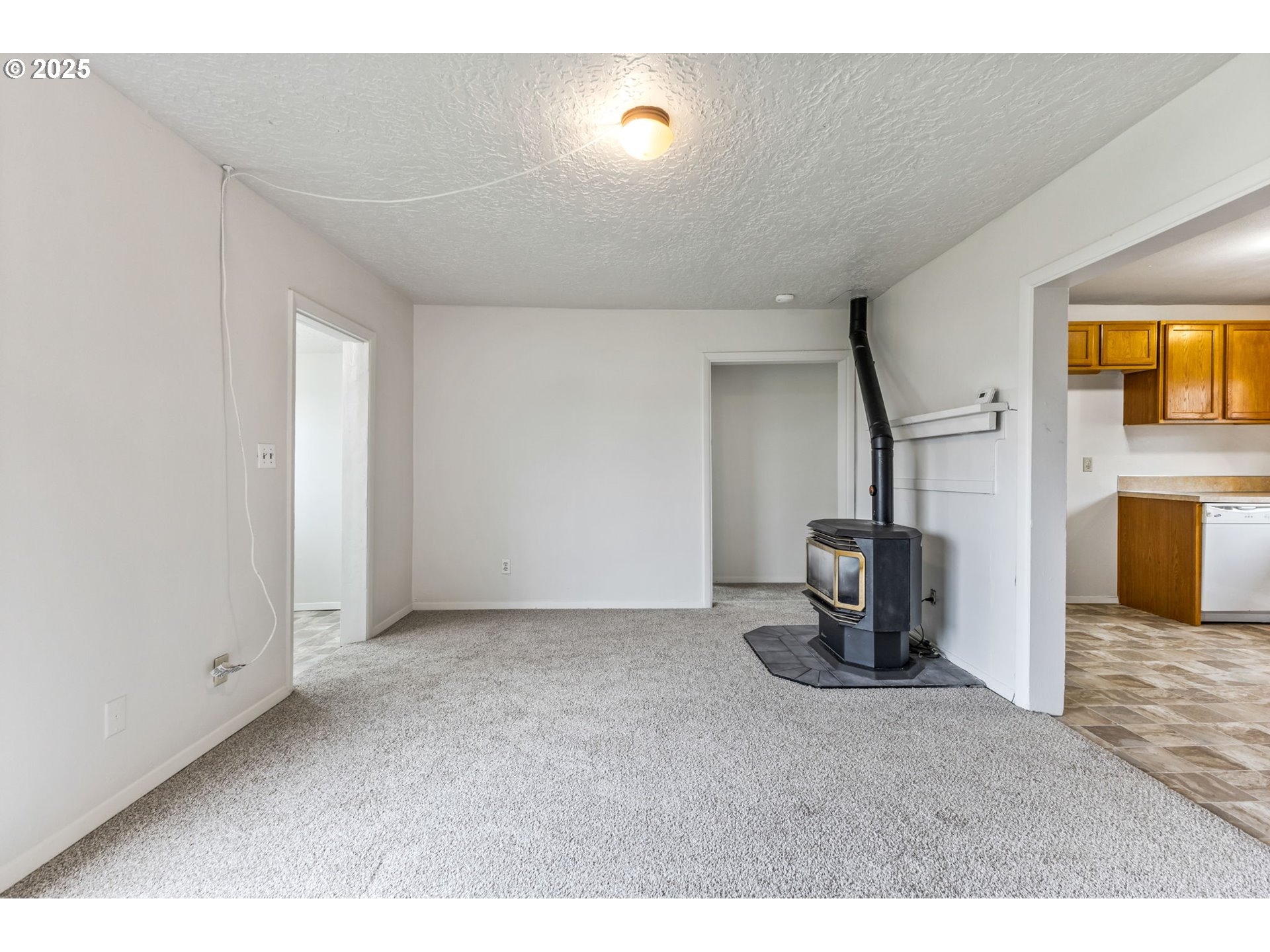 1141 Southeast Lewis Street Dallas, OR 97338 - Photo 7 of 20 a view of empty room