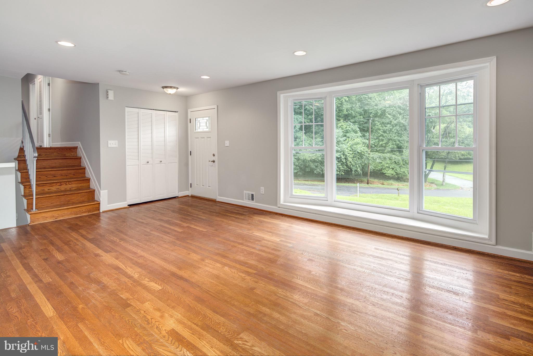 12908 Gaffney Road Silver Spring, MD 20904 - Photo 13 of 29 Living Room