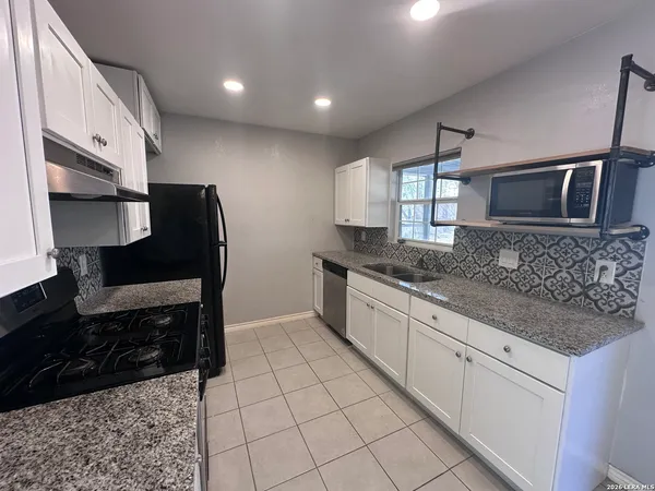 $1,700 | 5247 Galacino Street, San Antonio, TX 78247