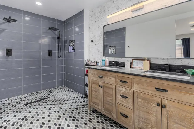 $884,900 | 2013 West Windsor Avenue, Phoenix, AZ 85009