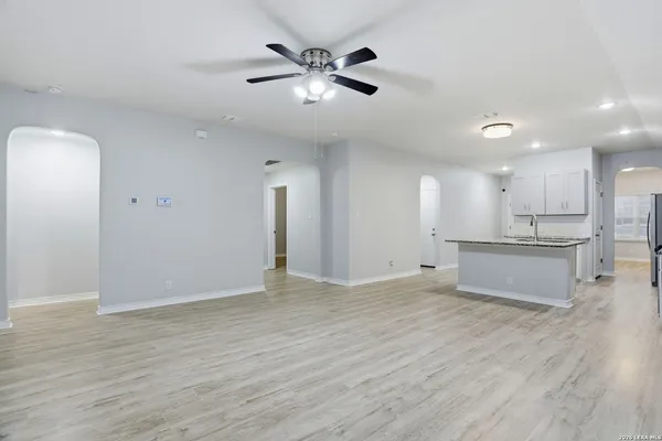 $1,800 | 6034 Palmetto Way, San Antonio, TX 78253