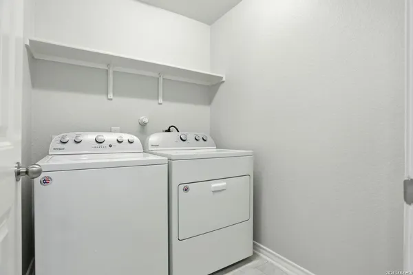 $1,800 | 6034 Palmetto Way, San Antonio, TX 78253