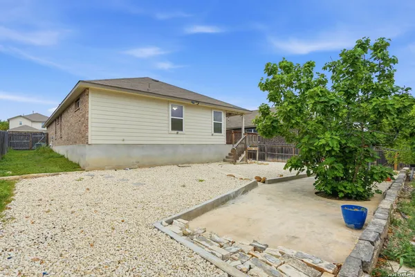 $1,800 | 6034 Palmetto Way, San Antonio, TX 78253