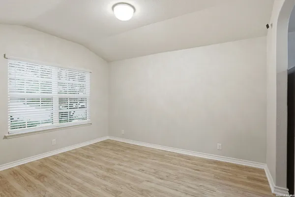 $1,800 | 6034 Palmetto Way, San Antonio, TX 78253