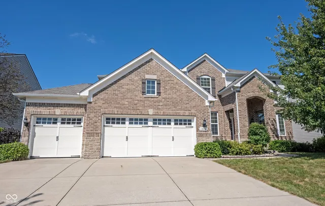 $2,800 | 13086 Avon Cross Way, Fishers, IN 46037