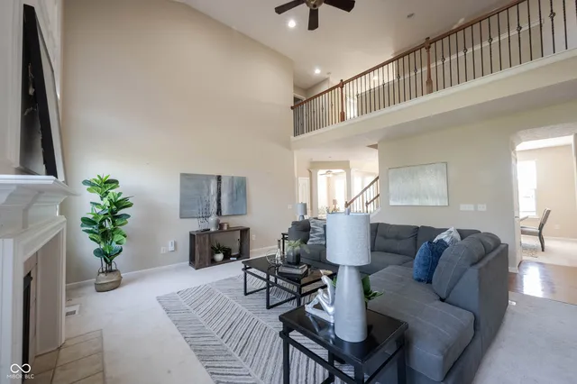 $2,800 | 13086 Avon Cross Way, Fishers, IN 46037