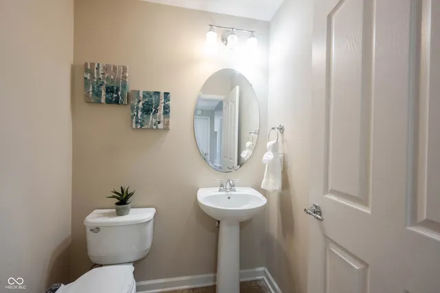 $2,800 | 13086 Avon Cross Way, Fishers, IN 46037