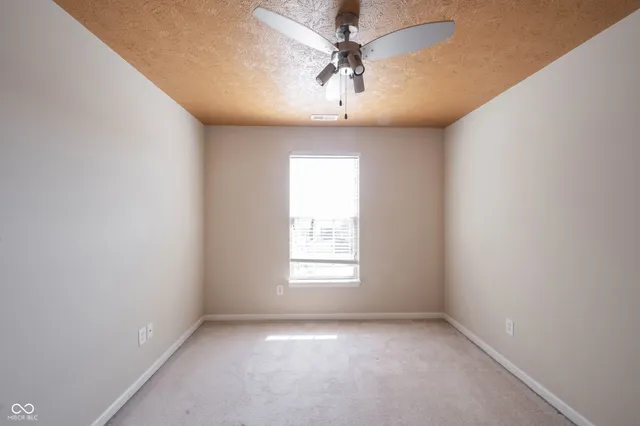 $2,800 | 13086 Avon Cross Way, Fishers, IN 46037