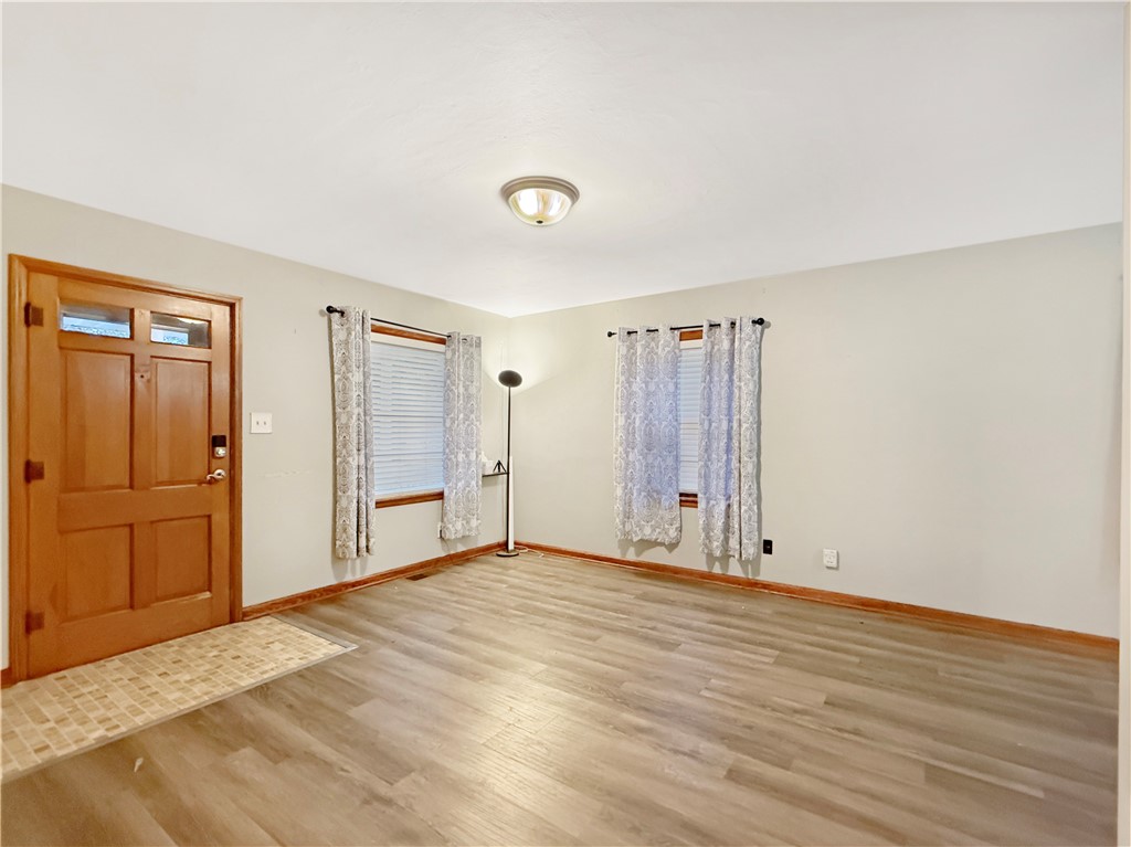 535 South 23rd Street Decatur, IL 62521 - Photo 5 of 29