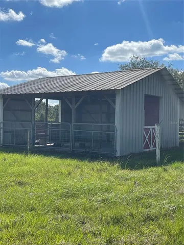 $4,500 | 6905 229th Street East, Bradenton, FL 34211