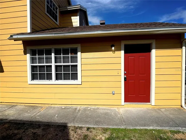 $1,100 | 501 Coconut Palm Way, Unit LOCKOUT, Davenport, FL 33897