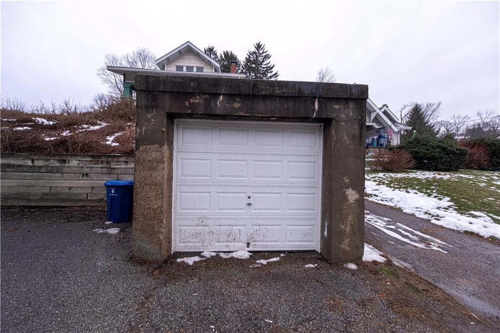 4263 Evergreen Road Pittsburgh, PA 15214 - Photo 25 of 28 a wooden house with a outdoor space
