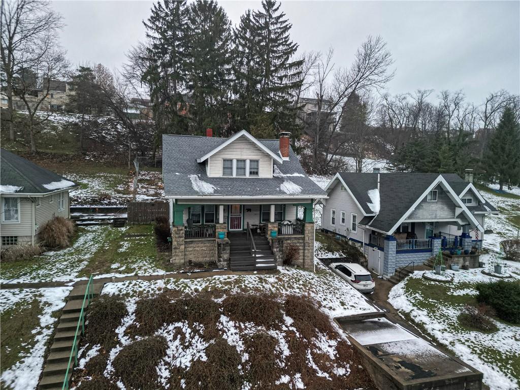 4263 Evergreen Road Pittsburgh, PA 15214 - Photo 28 of 28 a front view of a house with garden