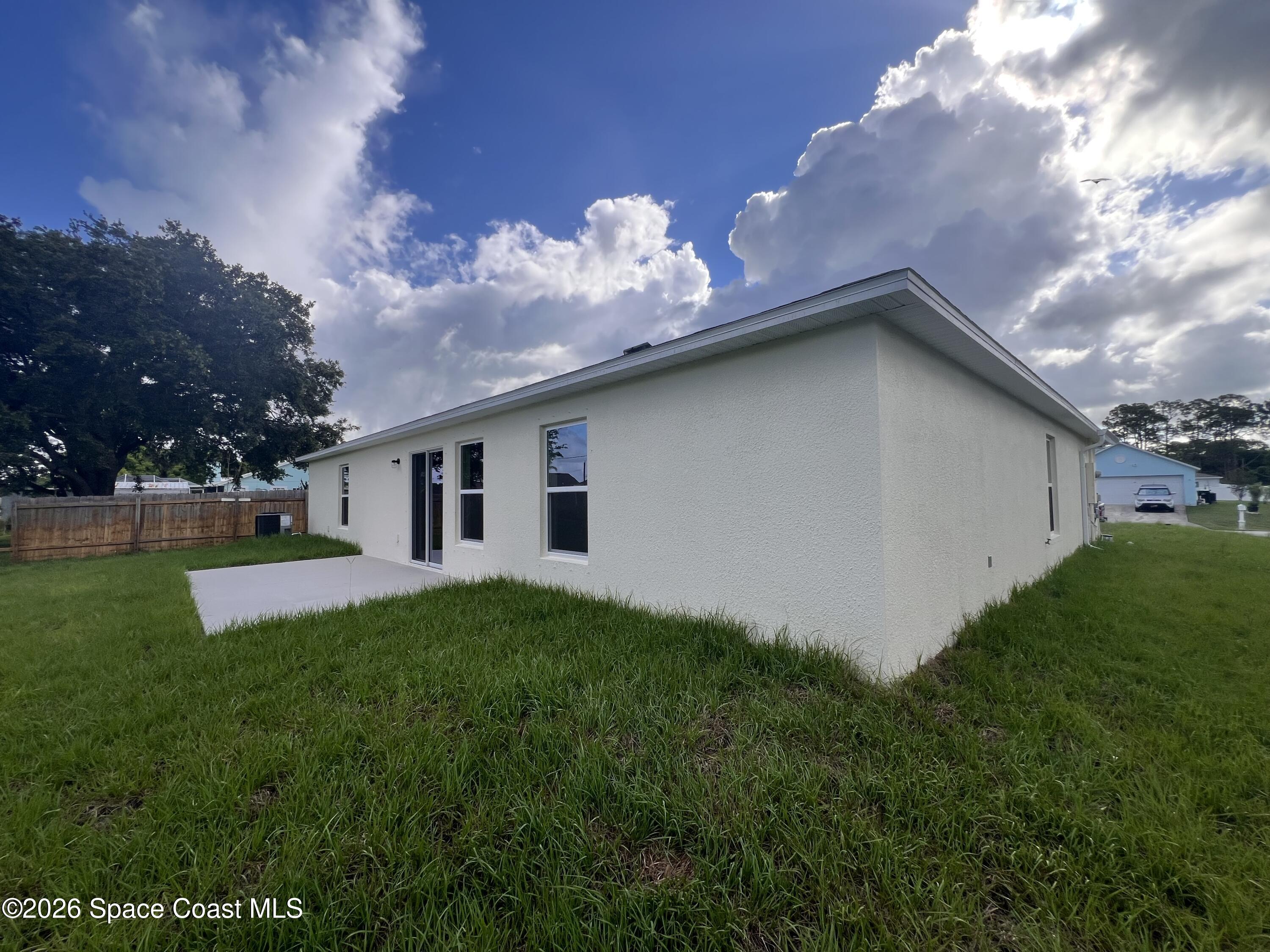 340 Wendover Road Southwest Palm Bay, FL 32908 - Photo 20 of 20 IMG_0289