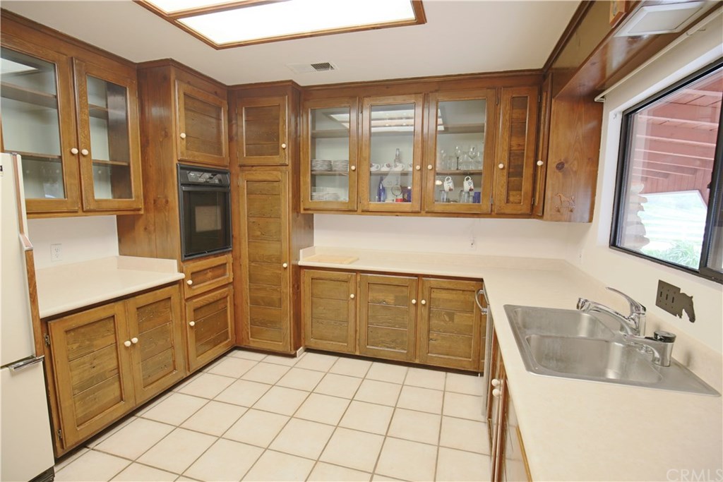 7830 Blue Moon Road Paso Robles, CA 93446 - Photo 14 of 74 Gallery Image 14