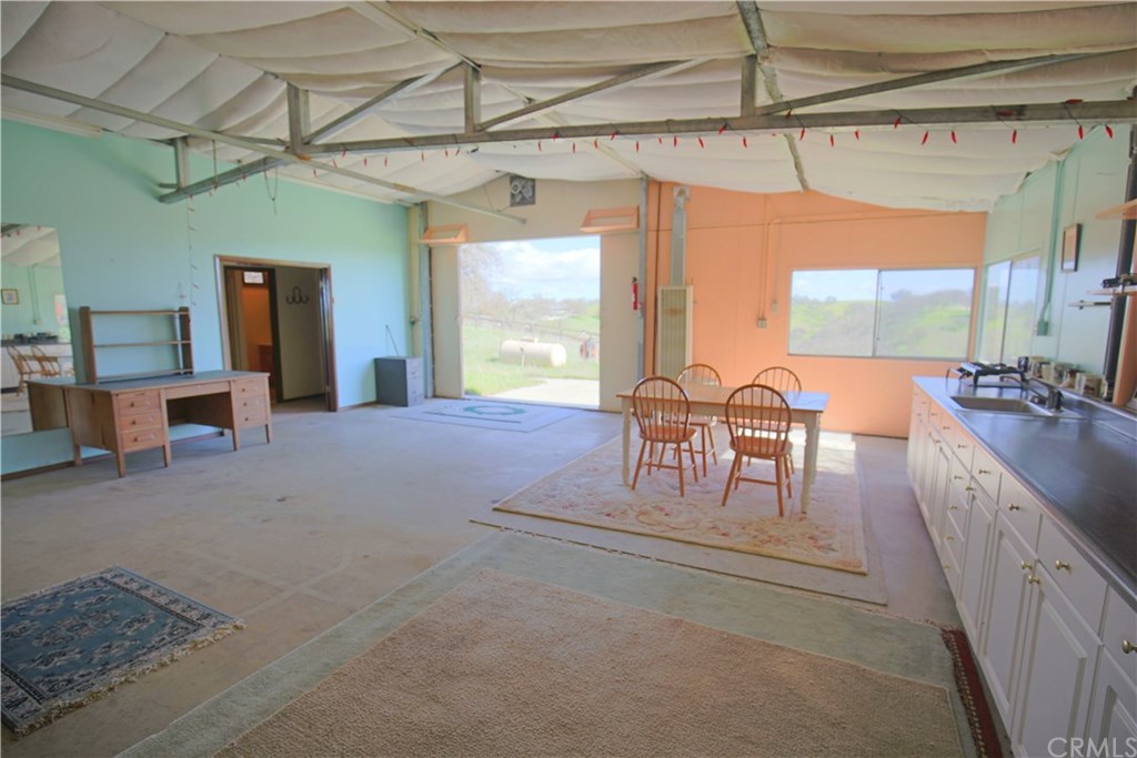 7830 Blue Moon Road Paso Robles, CA 93446 - Photo 47 of 74 Gallery Image 47