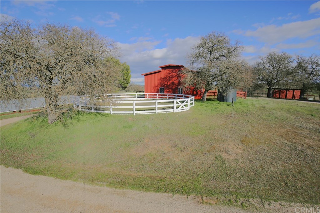 7830 Blue Moon Road Paso Robles, CA 93446 - Photo 51 of 74 Gallery Image 51