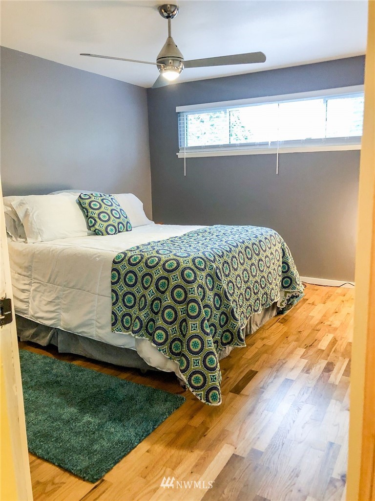 1917 Edmonds Avenue Northeast Renton, WA 98056 - Photo 15 of 21 Gallery Image 15