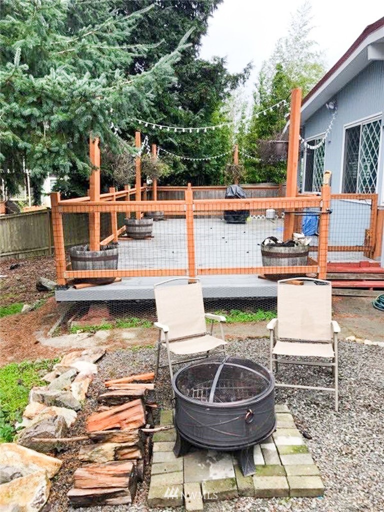 1917 Edmonds Avenue Northeast Renton, WA 98056 - Photo 20 of 21 Gallery Image 20