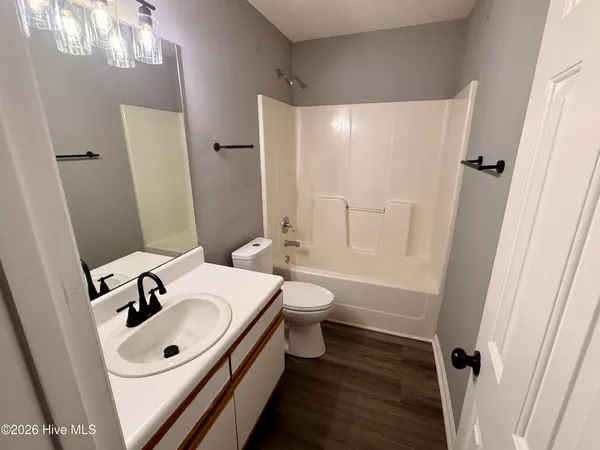 $1,200 | 2708 Bluff View Drive, Unit A, Greenville, NC 27834