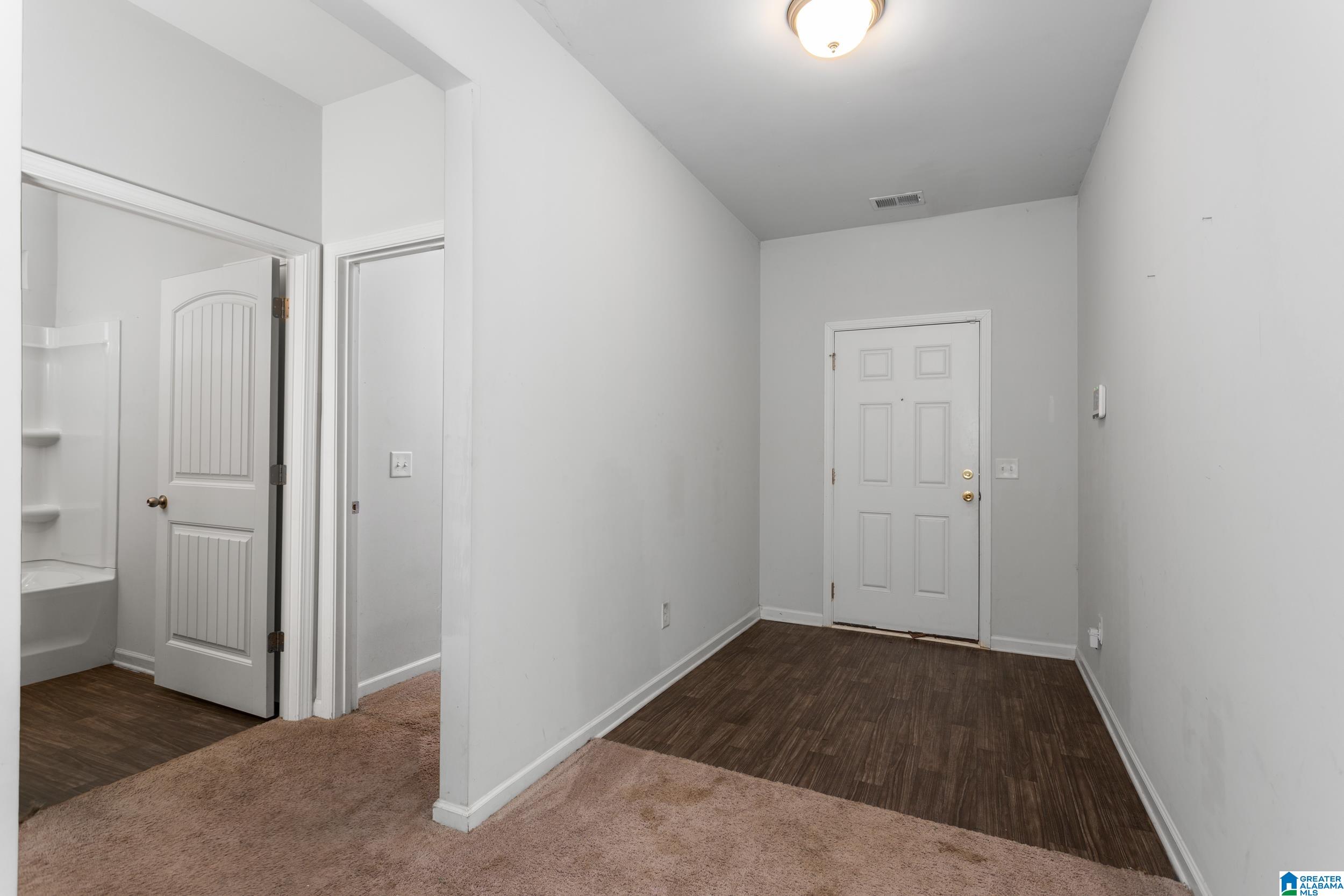 726 Twin Ridge Circle Lincoln, AL 35096 - Photo 4 of 31