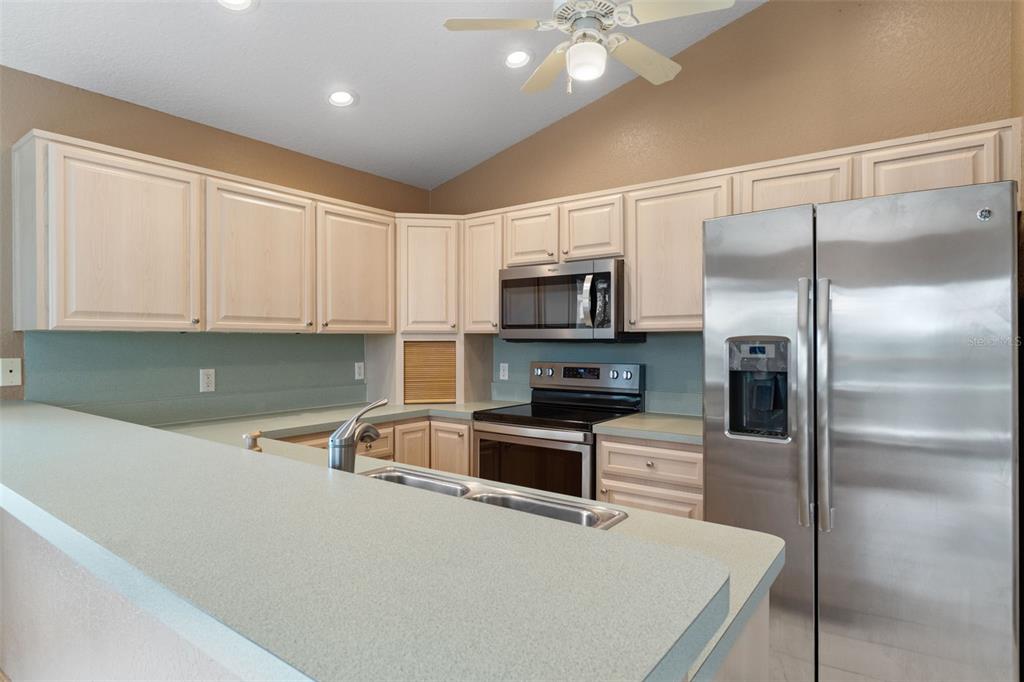 5276 Slater Road Spring Hill, FL 34608 - Photo 17 of 50