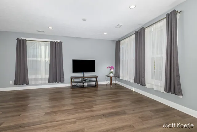 $349,888 | 4833 Denali River Avenue Southwest, Wyoming, MI 49418