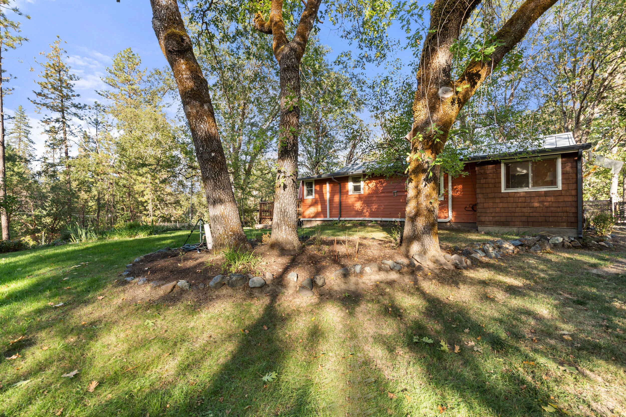 151 Ewe Creek Road Grants Pass, OR 97526 - Photo 19 of 31 19