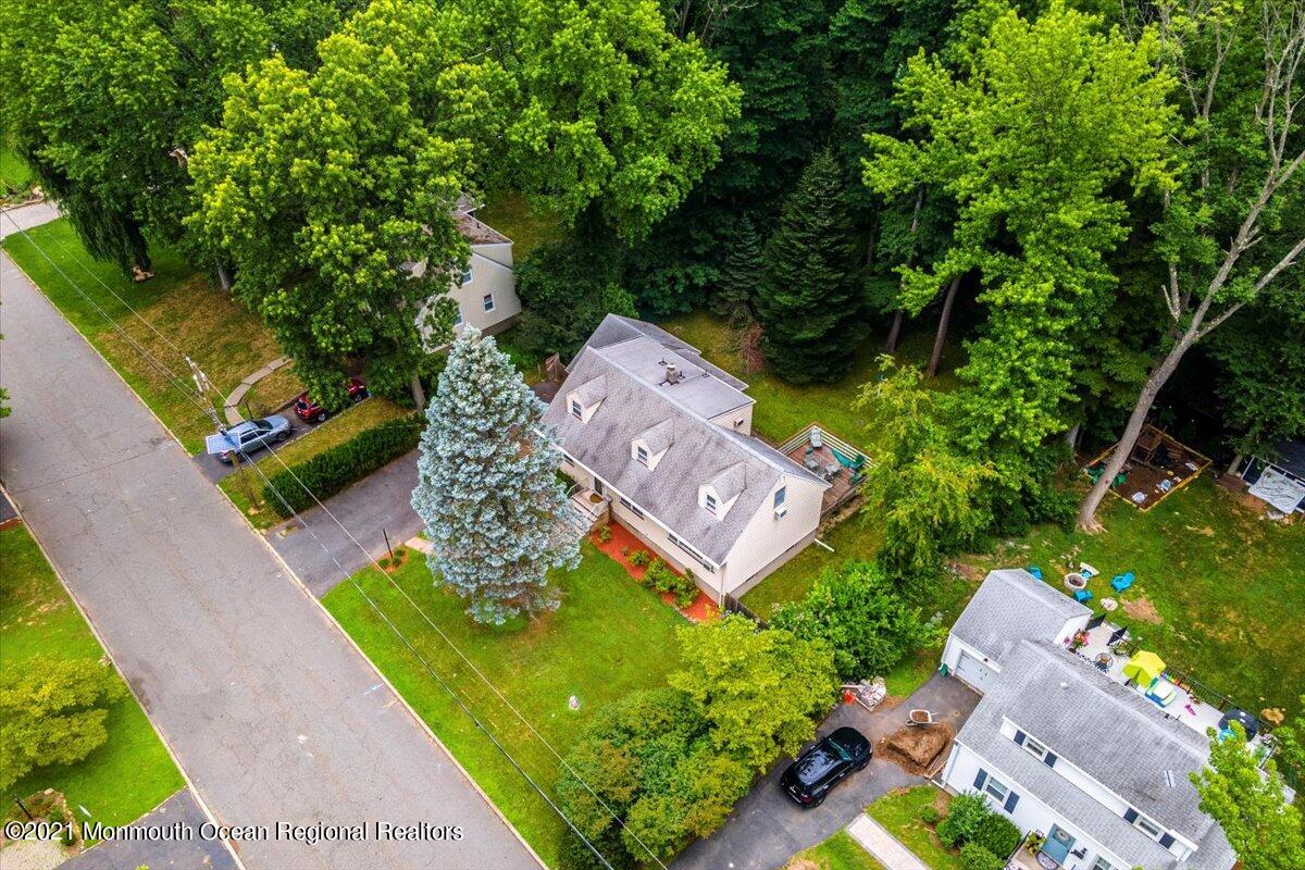 14 Hilltop Terrace Wayne, NJ 07470 - Photo 11 of 34 an aerial view of a house with a garden