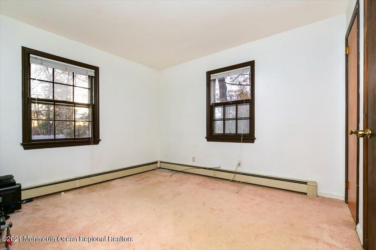 14 Hilltop Terrace Wayne, NJ 07470 - Photo 30 of 34 a view of an empty room with windows