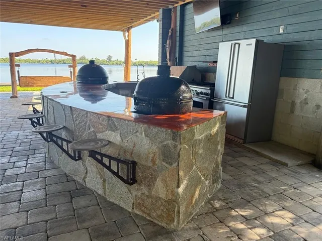 $1,080,000 | 4835 East Riverside Drive, Fort Myers, FL 33905