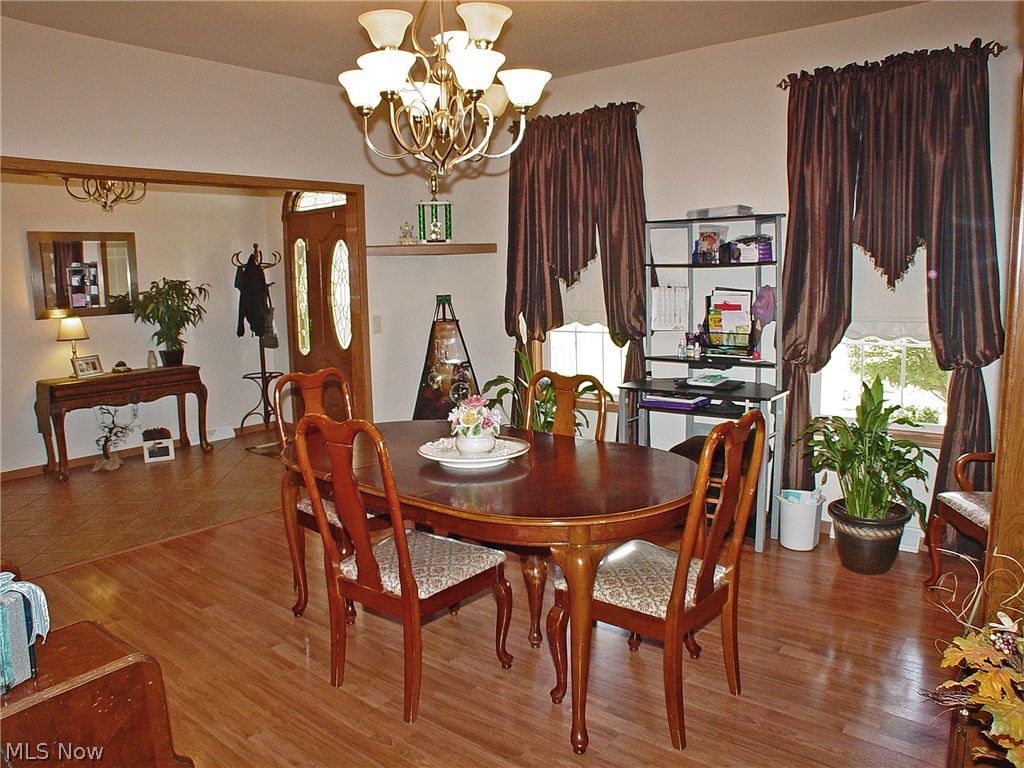 681 Pyramus Road Chester, WV 26034 - Photo 4 of 29 Gallery Image 4