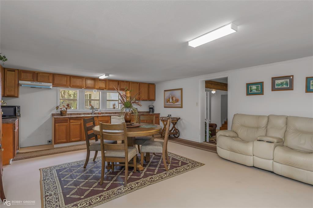 121 Willow Street Heflin, LA 71039 - Photo 21 of 39 a view of a livingroom with furniture and window