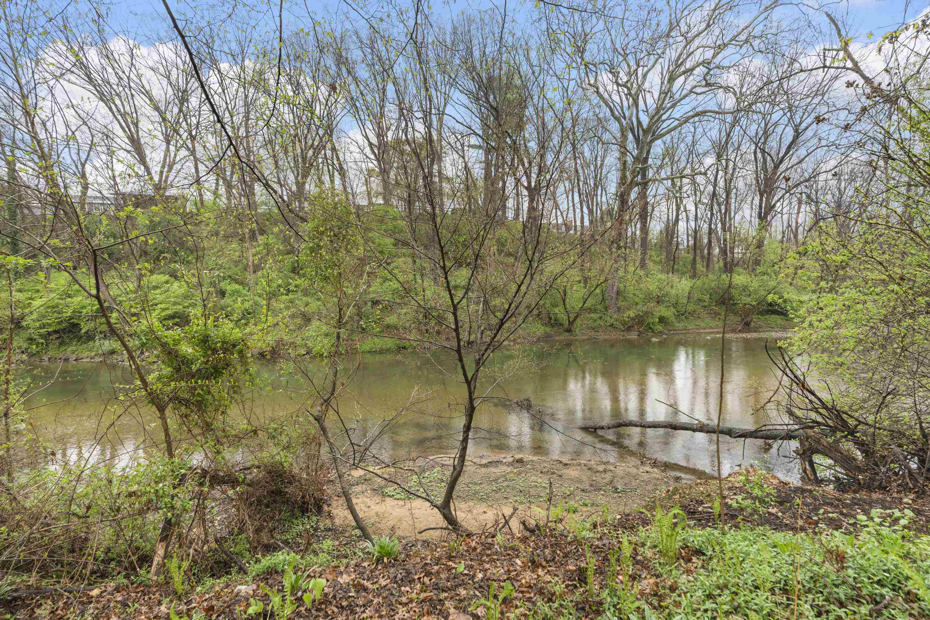 617 Shore Road Waynesboro, VA 22980 - Photo 49 of 53 Gallery Image 49