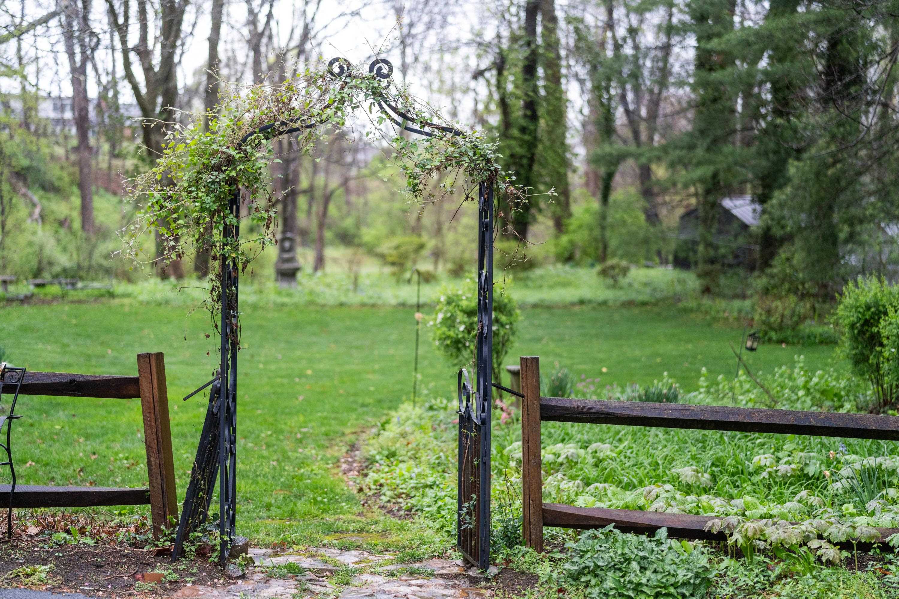 617 Shore Road Waynesboro, VA 22980 - Photo 53 of 53 Gallery Image 53