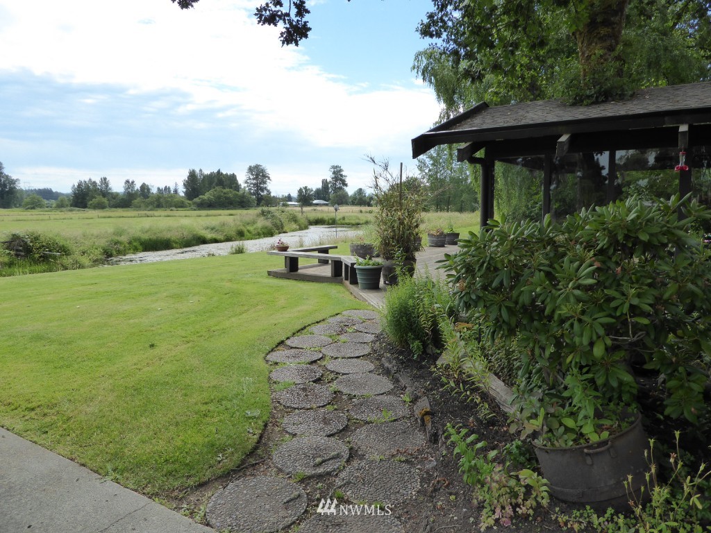 151 Newaukum Valley Road Chehalis, WA 98532 - Photo 2 of 24