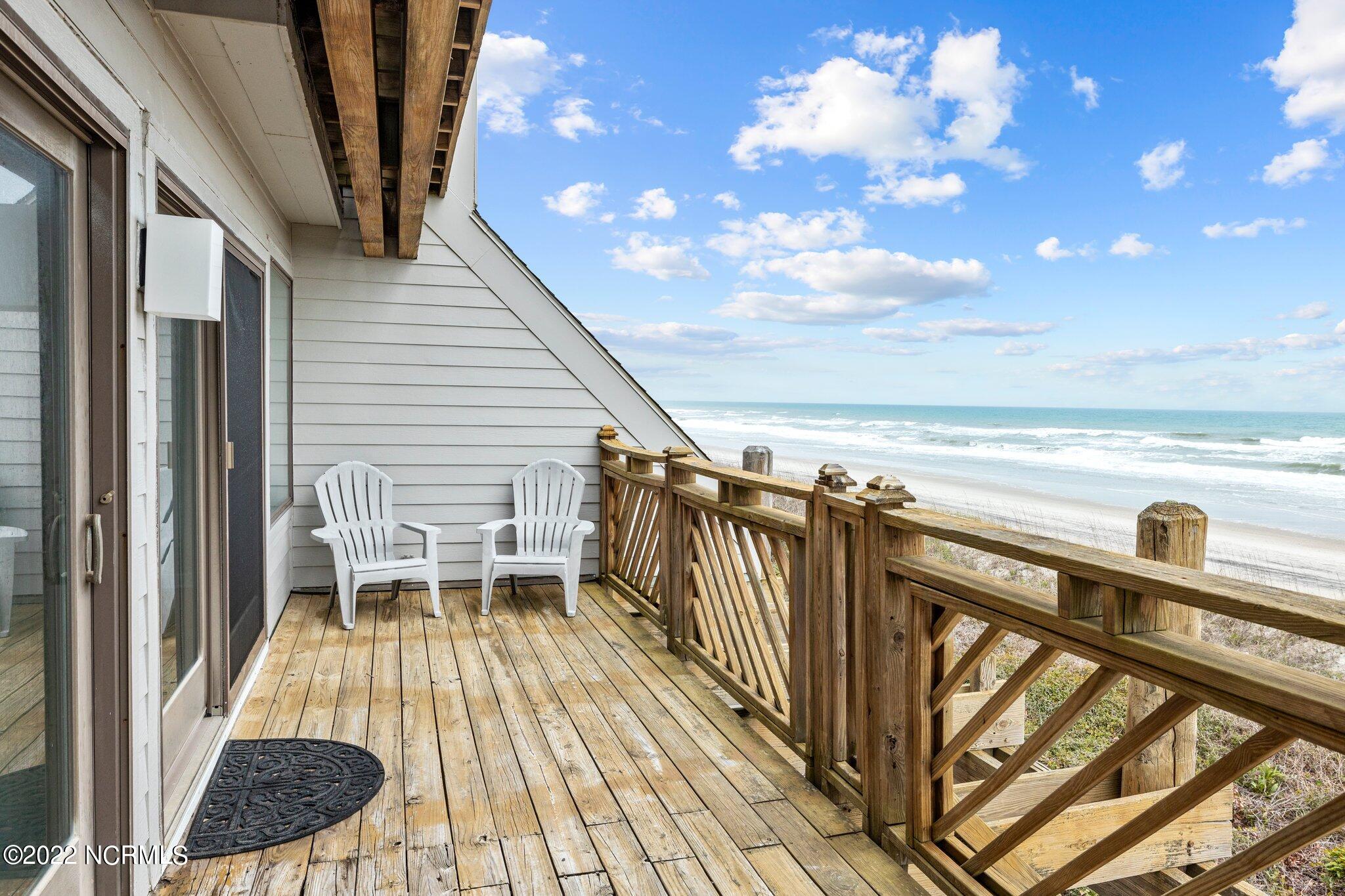 301 Salter Path Road, Unit 17 Pine Knoll Shores, NC 28512 - Photo 5 of 59 5-web-or-mls-_S3A3644